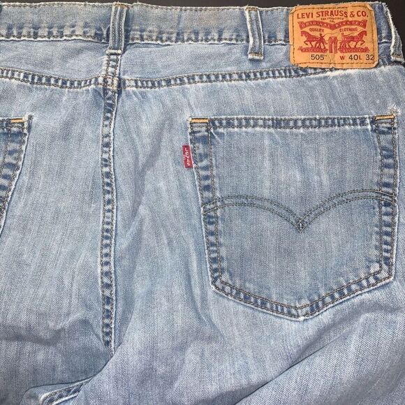 Levis 505 Mens Size 40x32 Water Less Denim Jeans Blue Light Wash Grunge Worn - Picture 7 of 7